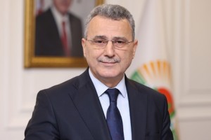 Başkan Kurnaz, Kadir Gecesini Kutladı: ‘Bin Aydan Daha Hayırlı Gece’